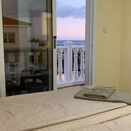 Moonlight Sea View Villa *